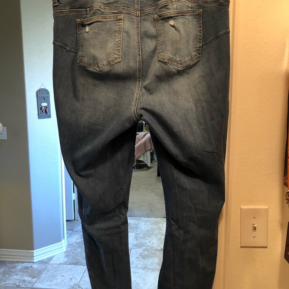 Torrid Bombshell skinny jeans 20 Tall